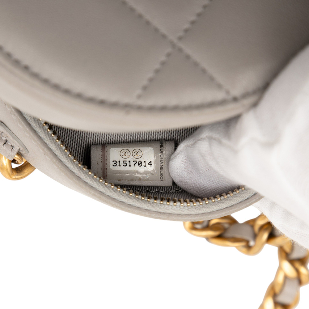 Pre-Loved Chanel Lambskin 19 Round Clutch with Chain - Picture 6 of 7